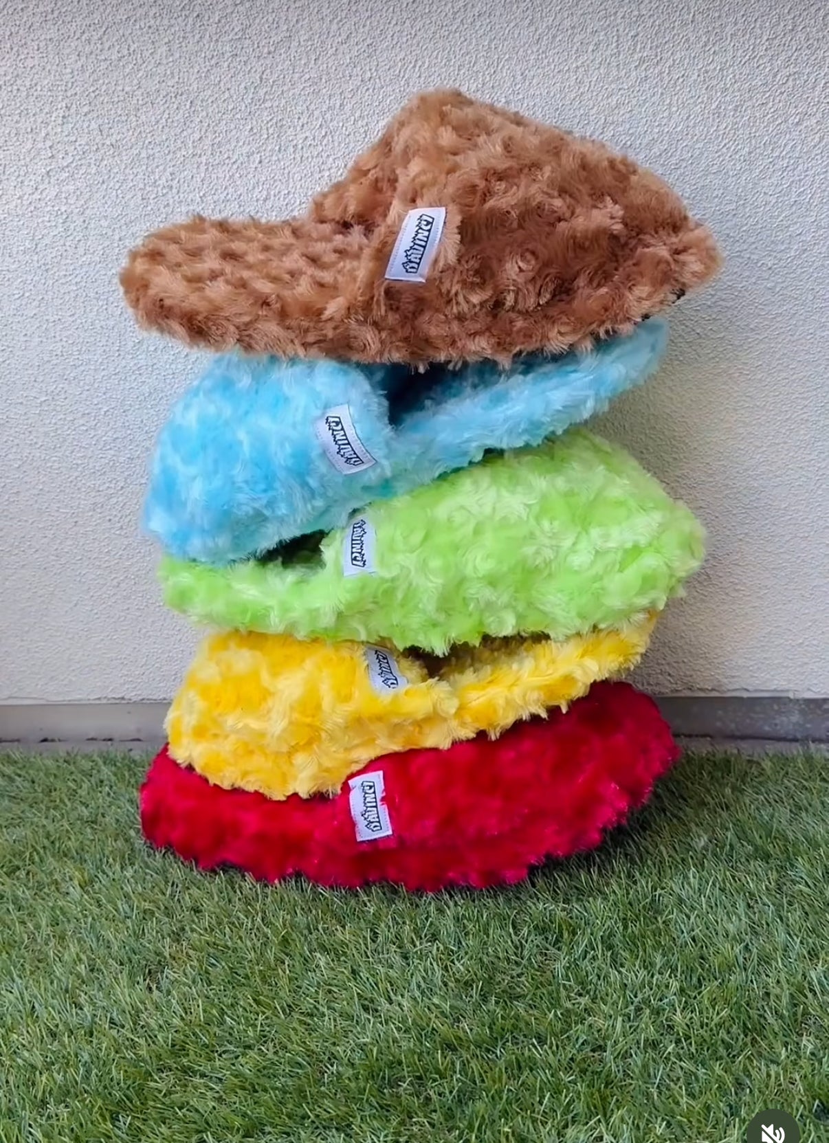 Davinci Slippers Fuzzy (HM)